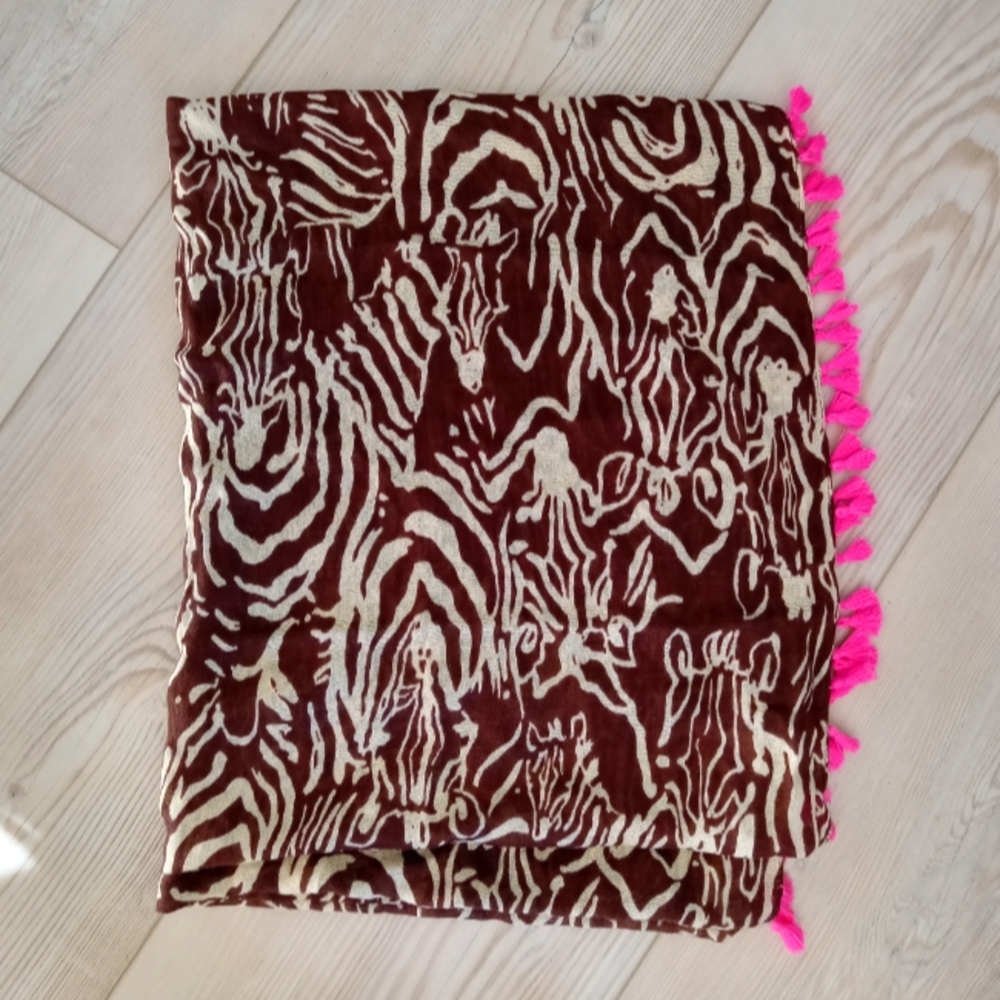 Lilly Pulitzer Riley Infinity Scarf - Picture 2 of 4